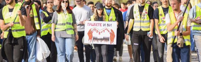 Studenti FTN prikupljaju potpise za vanredne parlamentarne izbore