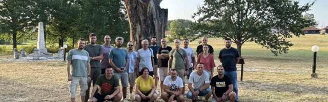 Kod Takovskog grma okupljanje opozicije iz zapadne Srbije, među inicijatorima i grupa građana iz Čačka