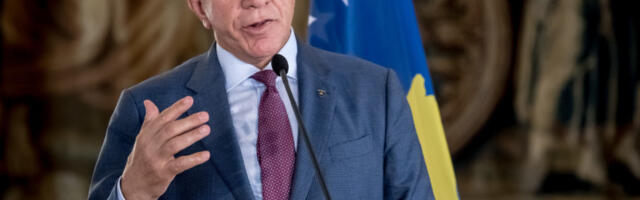 Kosovo u Epstin fajlovima, Jahjaga i Pacoli negiraju poznanstvo sa njim