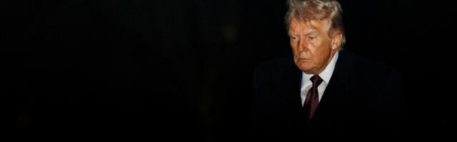 Трамп потписује извршну наредбу о стварању радне групе за преваре