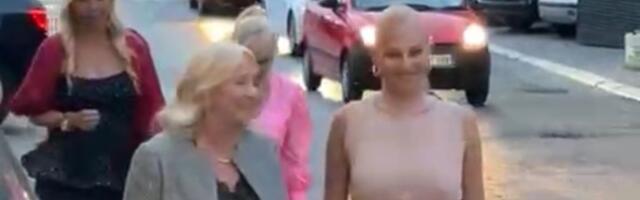 Porodica Šaulić stigla na slavlje: Goca sa ćerkama kod Kodića, njegov kolega pomenuo kovertu: “Zaboravili smo”
