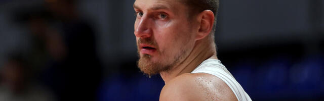 NIKOLA IMA NBA PODRŠKU U ŠVAJCARSKOJ: Saigrač iz NBA lige došao da podrži Jokića i "orlove" (Video)
