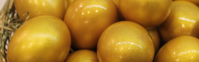 Tehnika koja će vas oduševiti: Kako da napravite ZLATNA USKRŠNJA JAJA?