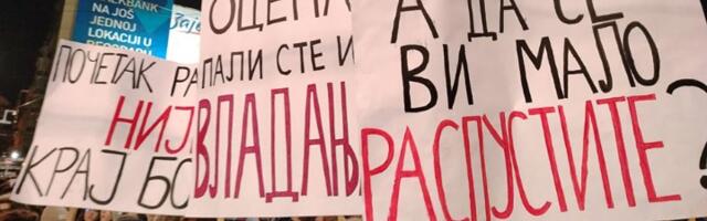 Vlast u Novom Sadu odbila da pusti studente na sednicu: Objašnjenje SKANDALOZNO