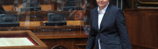 Загорка Доловац вукла за рукав функционере Јуроџаста, па се вратила у Србију