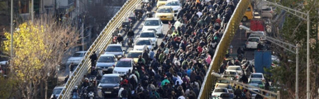 Протести у 16 иранских градова, Трамп тврди да су демонстранти преузели град Машхад