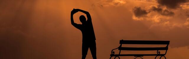 Ako vas lomi umor, ove tri lagane vežbe vratiće energiju u vaše telo (VIDEO)