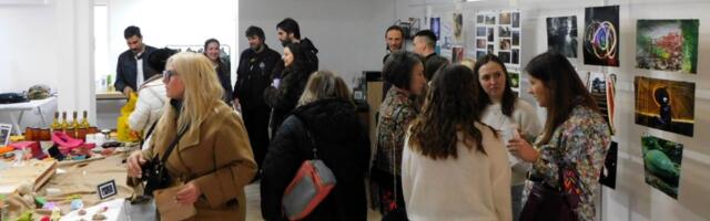 TRI DANA ZA UMETNIKE: Drugi Festival savremenog stvaralaštva u Loznici