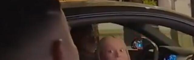 Mbape opet razbesneo navijače Reala: Usred noći sa devojkom dva dana pred El Klasiko! /VIDEO/