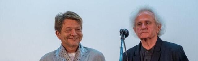 "ŽIVA LEGENDA": Bjeli uručena prestižna nagrada (FOTO)