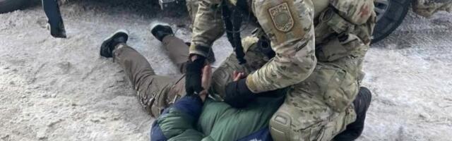 SPEKTAKULARNO HAPŠENJE NAJTRAŽENIJEG BEGUNCA! Ovako je "pao" škaljarac - sa njim bila i bivša žena tužioca (VIDEO)