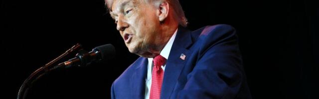 Hit snimak! Tramp ismevao Makrona: "Pristao je na sve, ali me je molio da ćutim!" - njegova imitacija zapalila internet! (VIDEO)