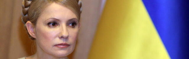 KO JE LEPA JULIJA TIMOŠENKO, BIVŠA PREMIJERKA UKRAJINE? Sud joj izrekao OGROMNU kauciju i niz preventivnih mera, zavapila: "Nemojte, neću se ni koraka udaljiti"