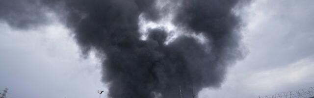 Otrovno nebo nad Iranom: "Crna kiša" zatvorila ljude u kuće, SZO izdala hitno upozorenje