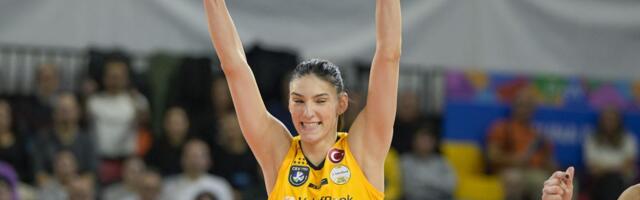 Tijana Bošković slavi dugo čekani trofej: Srušila "svoje" za istorijsku titulu, pa jednom rečenicom o životu objasnila sve!