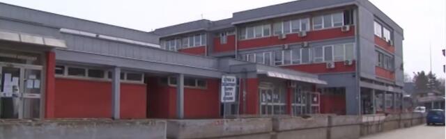 Detalji pucnjave kod Sjenice: Lekari se bore za život povređenog muškarca. Dvojica se otimala oko pištolja?