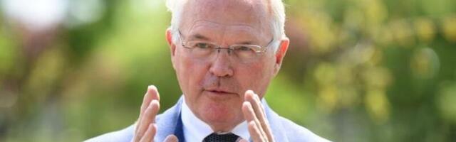 Hil: Upozoravam Srbe, ovo nije vaša „majka Rusija”