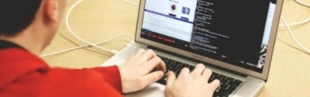 Da bismo svi bili sigurniji: Apel MUP mladima i njihovim roditeljima da izbegnu opasnosti koje vrebaju na internetu