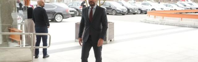 "Ceo dan iznuren, bez vode i pića!" Advokat Tomislava Momirovića: Hapšenje mog klijenta politički proces