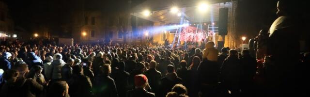 Doček julijanske Nove godine uz Riblju čorbu na Đačkom trgu u Kragujevcu