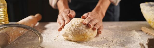 Bez mešanja i muke: Starinski hleb iz šerpe koji je zaludeo domaćice