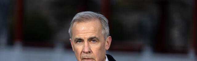 ​Карни на бдењу одао пошту жртвама пуцњаве у школи