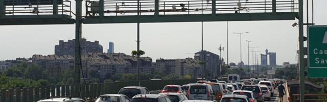 Agencija za bezbednost saobraćaja: „Budute maksimalno oprezni tokom praznika, ne upravljajte vozilom pod dejstvom alkohola“