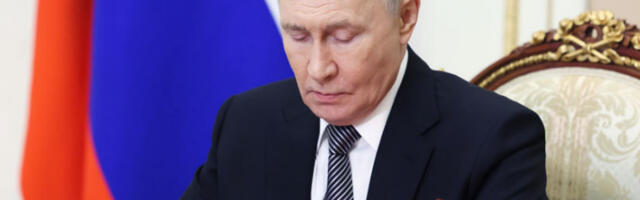 Песков најавио важну посету: Путин сутра стиже у Казахстан