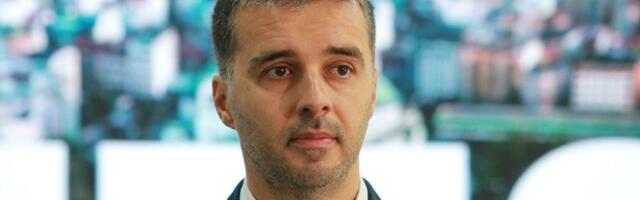 Savo Manojlović traži novac od građana preko društvenih mreža!