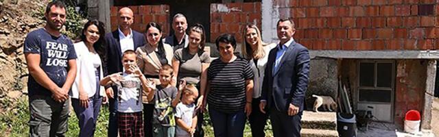 Četvrto dete je na putu, a stigle su i velike vesti: Porodici Tomović stiže pomoć kakvu nisu očekivali