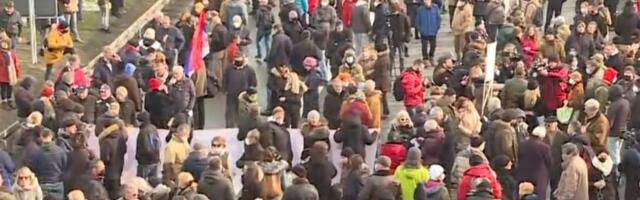 Roadblocks against Rio Tinto set up across Serbia, including border crossing