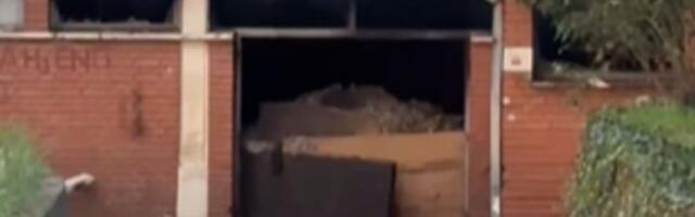 GOREO NAPUŠTENI OBJEKAT U NOVOM SADU: Kulja crni dim!