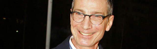 "PITA ŠTA SE SMEJEŠ, VADI MAGNUM PIŠTOLJ I UPERI U MENE": Ovaj voditelj je HTEO DA PUCA u Savića! On umalo stradao