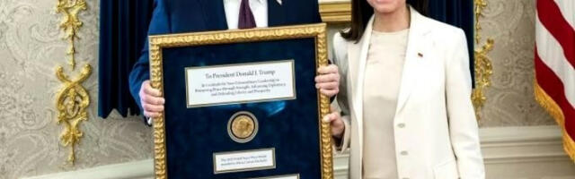 Макрон ће разговарати са Мачадо