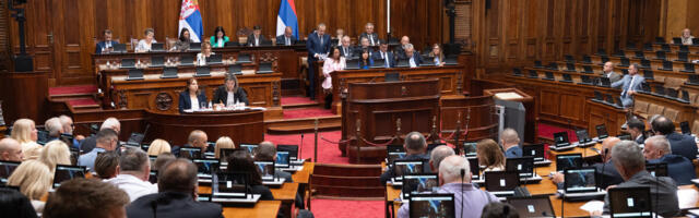 DANAS NASTAVAK ZASEDANJA SKUPŠTINE: Pred poslanicima Predlog zakona o roditelju-negovatelju i još 17 tačaka dnevnog reda
