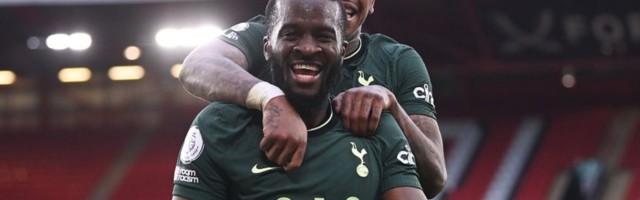 Gol iz snova Tangija Ndombelea, Pevci nisu odustali od borbe za titulu (VIDEO)