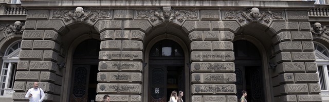 Kako sprečiti širenje Covida-19 na fakultetima i u studentskim domovima?