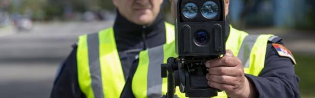 PIJAN I DROGIRAN VOZIO BICIKL U SUBOTICI: Policija mu zbog OVOGA odmah oduzela vozilo!