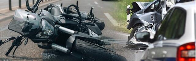 Drama u Sremčici: Motorista se zakucao u ''fijat''