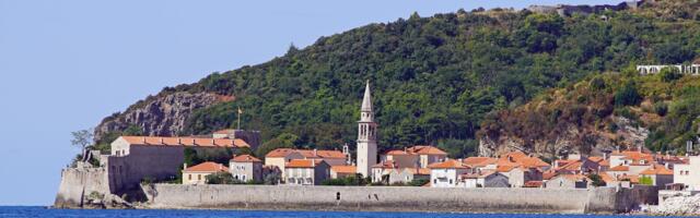 Čak se i Crnogorci žale na cene: Račun iz Budve šokirao region, pivo 1.000 dinara, a voda preko 500