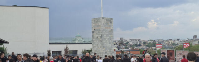 SPECIJALAN DAN ZA DELIJE: Navijači Olimpijakosa stigli na Marakanu (FOTO)