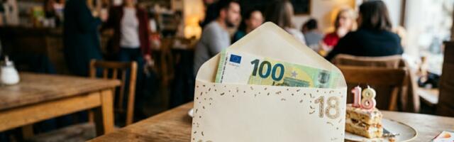 Punoletstvo za 200 gostiju: Koliko novca je u redu staviti u kovertu za 18. rođendan?