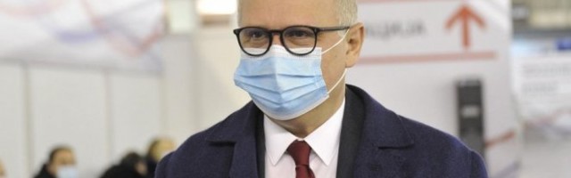 VESIĆ TRAŽI OD 21. JUNA KONCERTE I MATURE! Ostvaren cilj, u Beogradu revakcinisano više od 650.000 ljudi