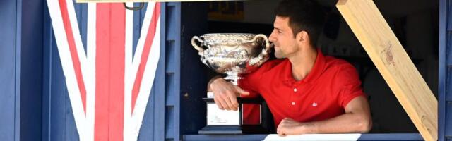 Šta do sada znamo oko Novaka u Melburnu: Pogrešna viza, preležao, policija ga drži u sobi...