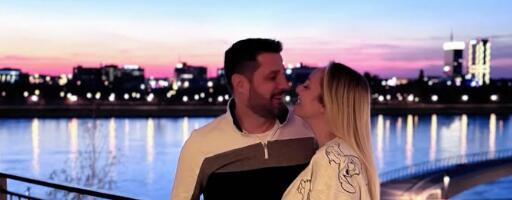 LUNA I MARKO NA METI PLJAČKAŠA? Par otišao na more, a snimak sa sigurnostih kamera ih uznemirio: "Uhode nas dok smo na odmoru"