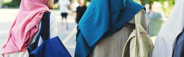 ZABRANJENO UČENICAMA DA POKRIVAJU GLAVE MARAMOM: Uveden zakon koji predstavlja "jasnu posvećenost rodnoj ravnopravnosti"