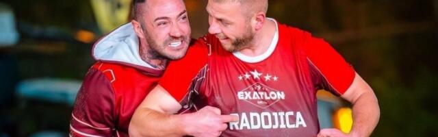Ovako je nastala tetovaža "Dođi sebi Radojice": Jodžir podelio urnebesni snimak Lazićevog lupanja po glavi u Exatlonu (VIDEO)