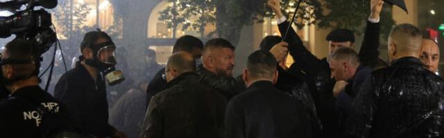 Incidenti na protestima u Tirani: Molotovljevi kokteli i suzavac ispred Vlade