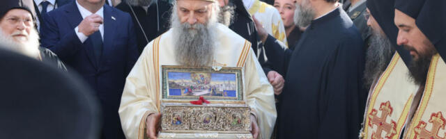 POJAS PRESVETE BOGORODICE JOŠ OSTAJE U BEOGRADU: Patrijarh Porfirije upravo saopštio važnu vest (VIDEO)
