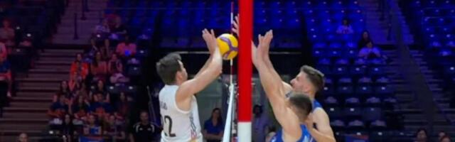 Cela Arena izviždala sudiju zbog ove odluke protiv Srbije!